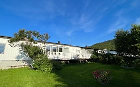 Koselig Hus Til Leie Pa Stokmarknes I Vesteralen