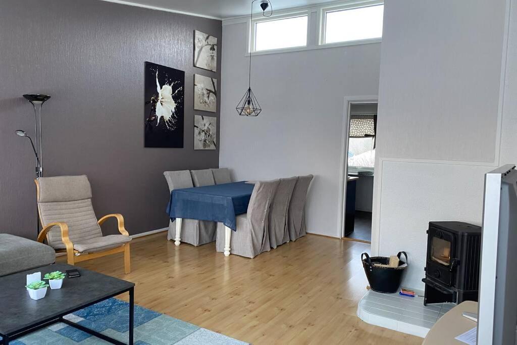 Koselig Hus Til Leie Pa Stokmarknes I Vesteralen Lägenhet Exteriör bild